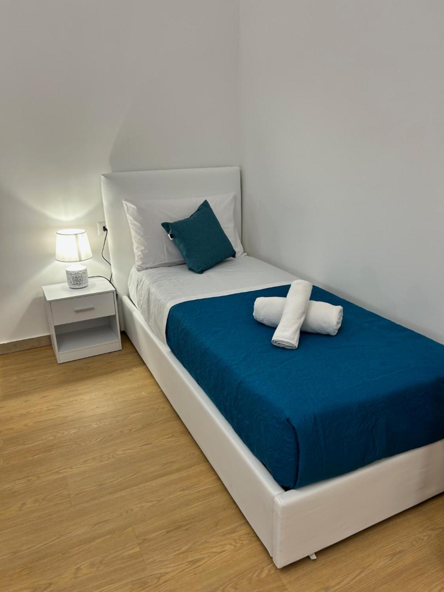 Apartment San Peter Vale House